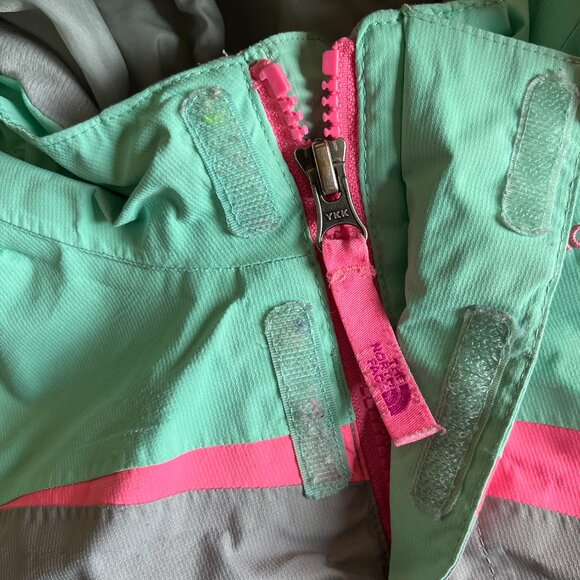 The North Face mint and pink shell jacket 2T - Picture 6 of 16